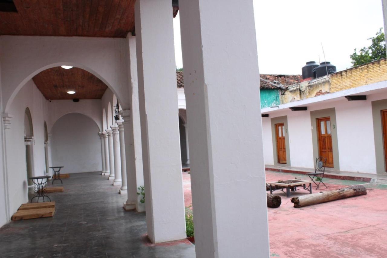 הוסטל San Cristóbal de Las Casas Fandango מראה חיצוני תמונה